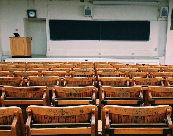 Dreaming of High School: 9 Meanings and Symbolisms