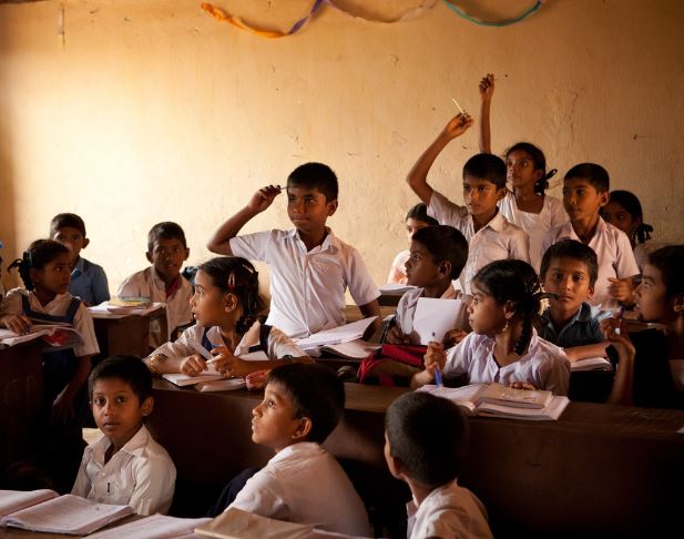 Dreaming of Elementary School: 9 Meanings and Symbolisms