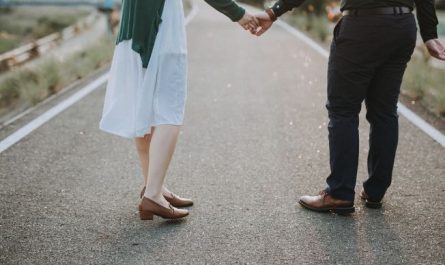 Dreaming of a Reunion: 8 Meanings and Symbolisms