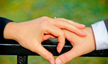 Dreaming of Confessing Your Love: 12 Meanings and Symbolisms
