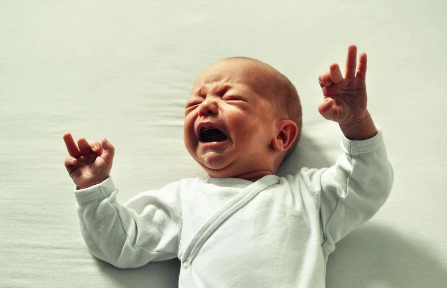 Dreaming of a Baby Crying: 14 Meanings and Symbolisms