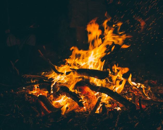 Dreaming of Embers: 7 Meanings and Symbolisms