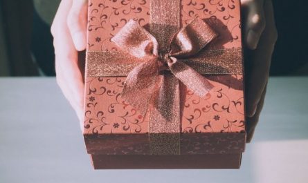 Dreaming of Ribbons: 7 Meanings and Symbolisms