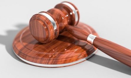 Dreaming of a Trial: 7 Meanings and Symbolisms