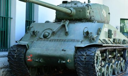 Dreaming of Tanks: 5 Meanings and Symbolisms
