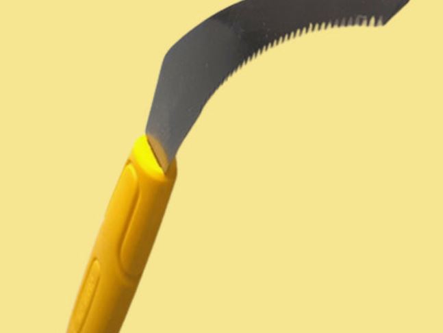 Dreaming of a Sickle: 7 Meanings and Symbolisms