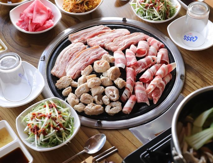 Dreaming of Pork Belly: 7 Meanings and Symbolisms