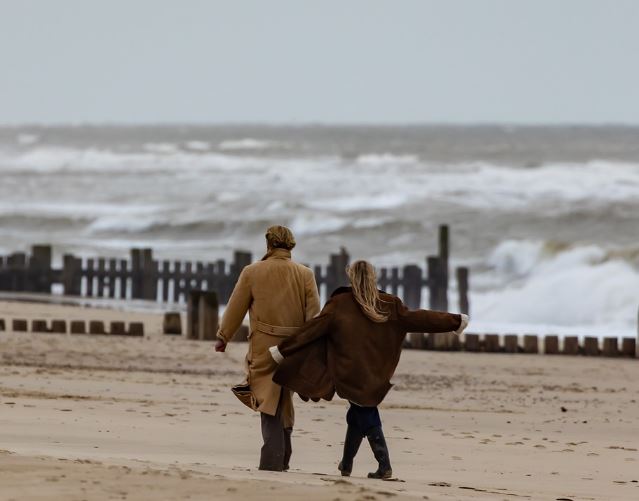 Dreaming of Moving: 11 Meanings and Symbolisms
