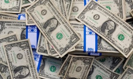 14 Spiritual Meanings of Dreaming About Making Money