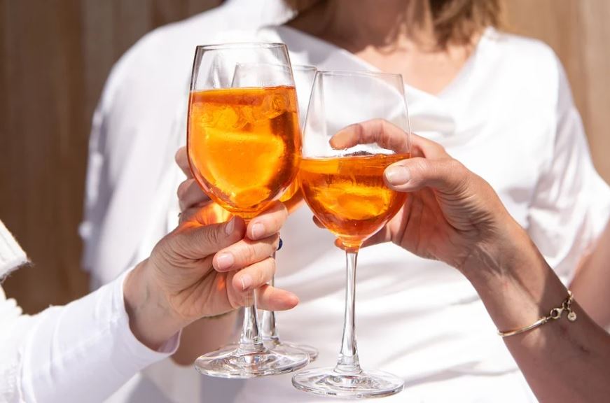 Dreaming of Drinking Alcohol: 18 Meanings and Symbolisms