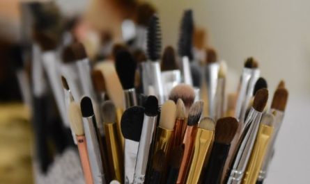 Dreaming of Erasing: 11 Meanings and Symbolisms