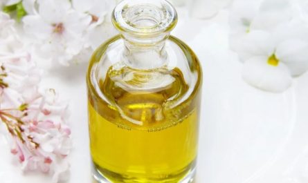 Dreaming of Perfume: 19 Meanings and Symbolisms