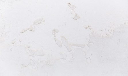 Dreaming of white : 12 Meanings and Symbolisms