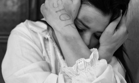 Dreaming of being teased : 7 Meanings and Symbolisms