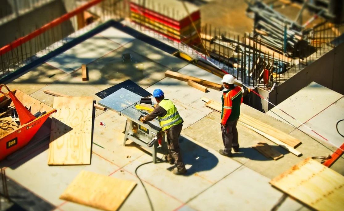 Dreaming of Building a House : 13 Meanings and Symbolisms
