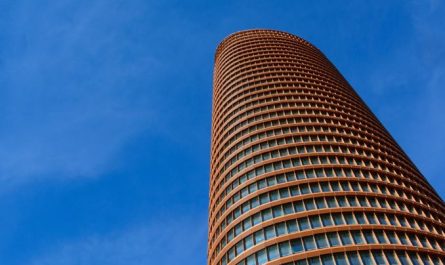 Dreaming of Buildings : 9 Meanings and Symbolisms