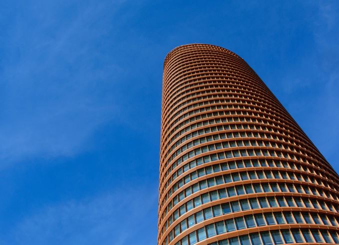 Dreaming of Buildings : 9 Meanings and Symbolisms